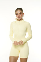 Enterizo corto cierre manga larga hueco atrás Ref.331 PU