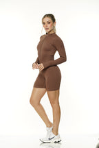 Enterizo corto cierre manga larga hueco atrás Ref.331 PU